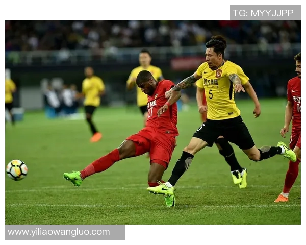 权健与恒大激战全场回顾赛场精彩瞬间与战术分析一网打尽